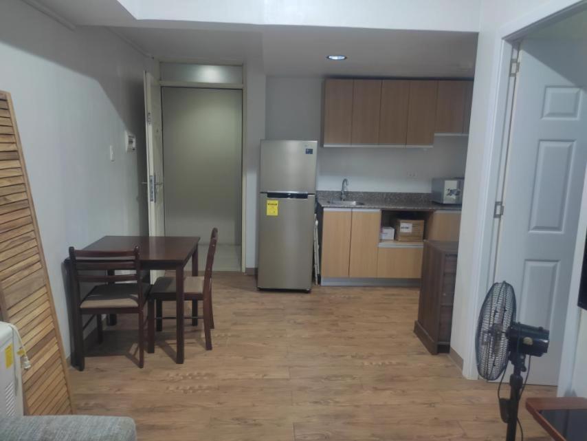 Mactan Airport Cebu Accommodation Lapu-Lapu City Exterior foto